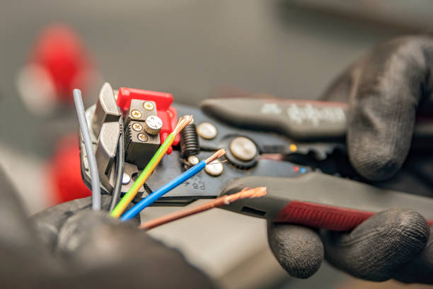 Best Electrical Repair Services  in Marshfield, WI